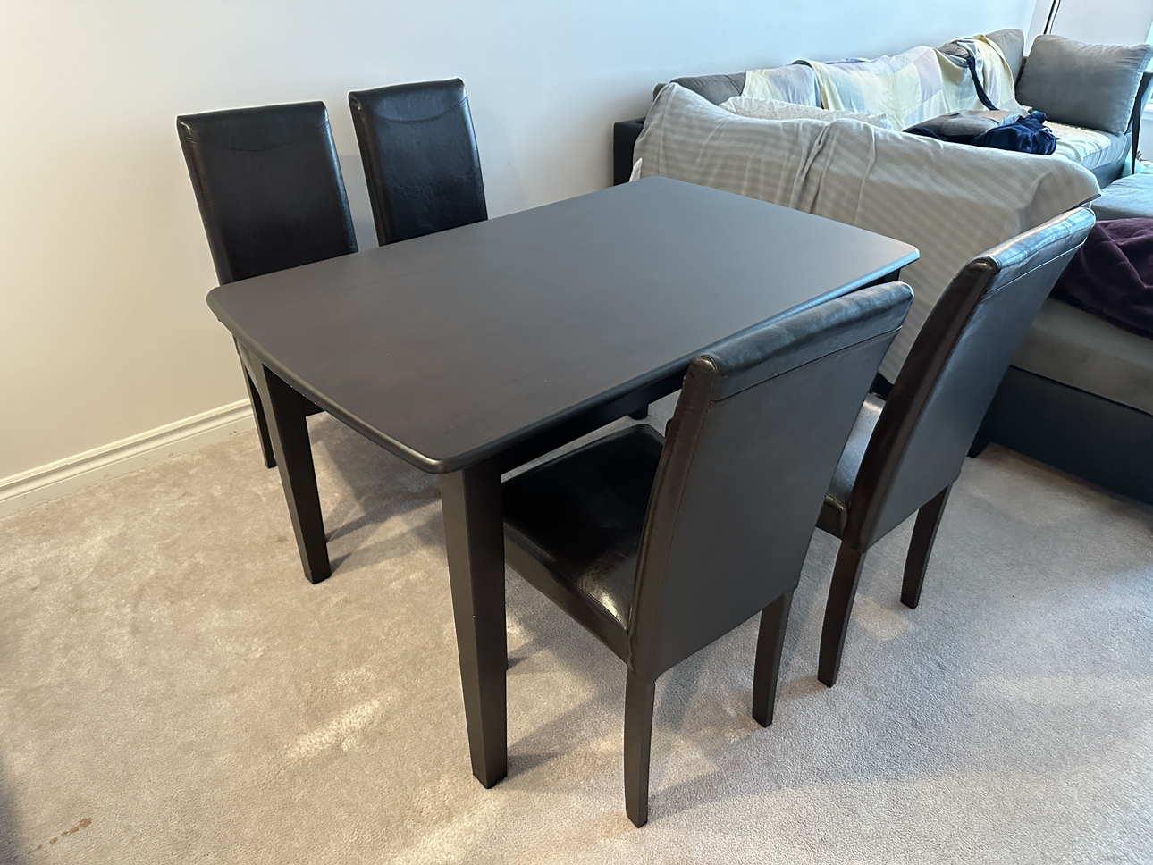 Dining table thumbnail