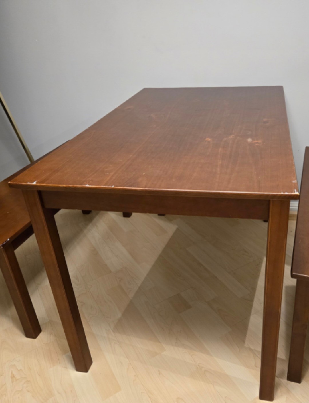 pine wood dining table