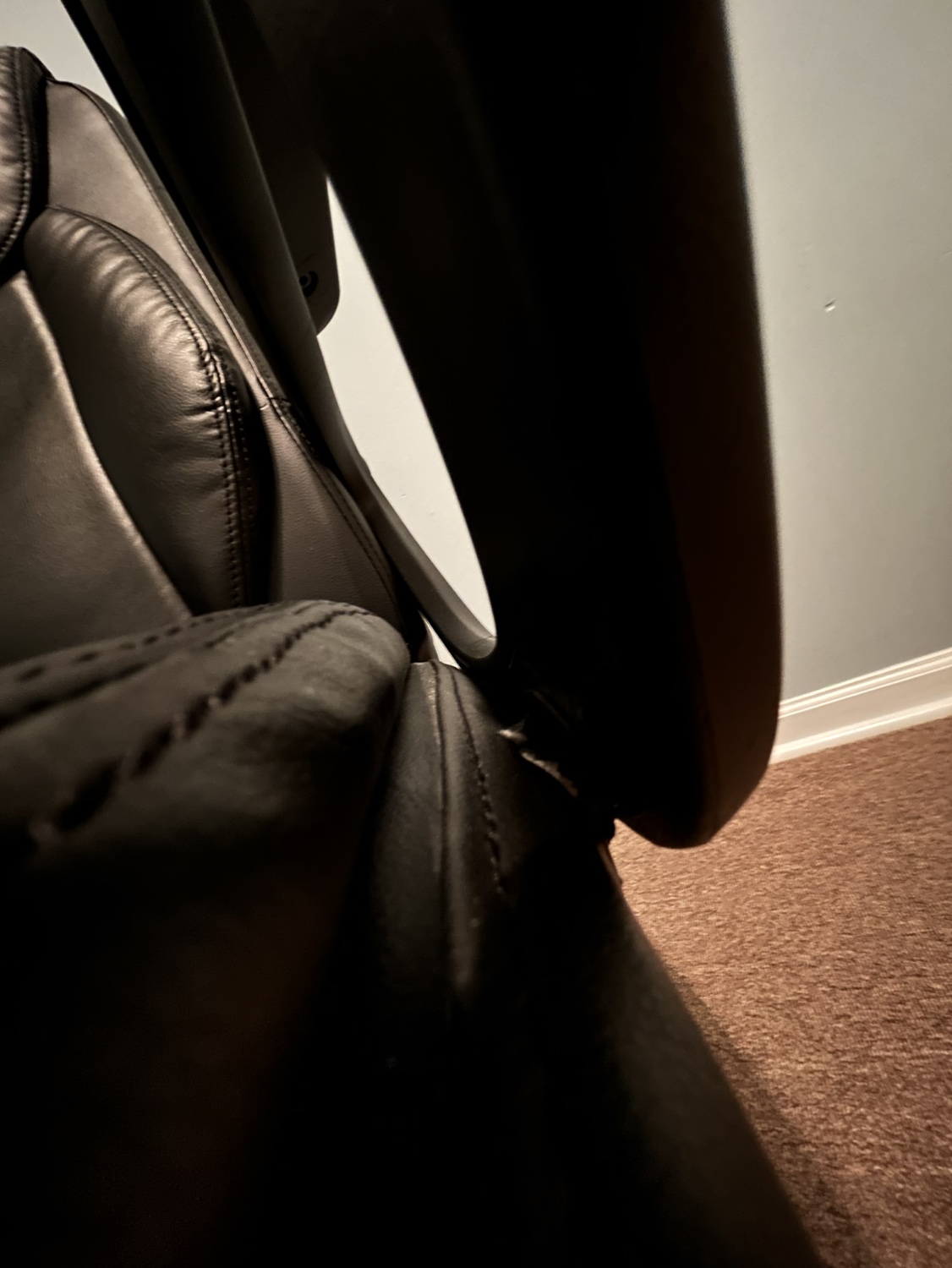 Black leather office chair - photo 4