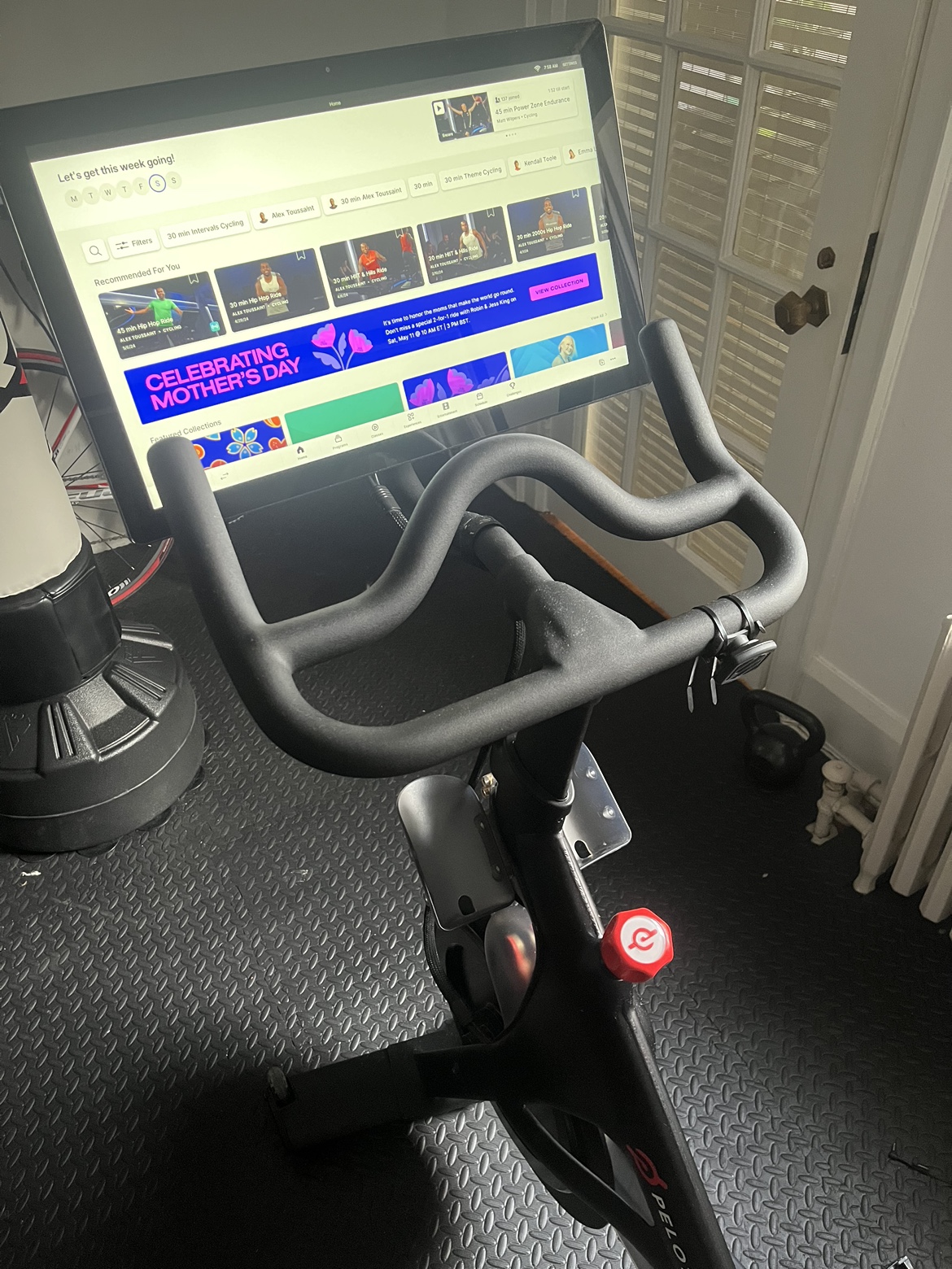 Peloton bike - photo 2