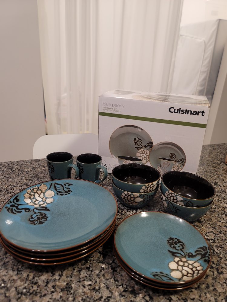Cuisinart stoneware set(13piece)