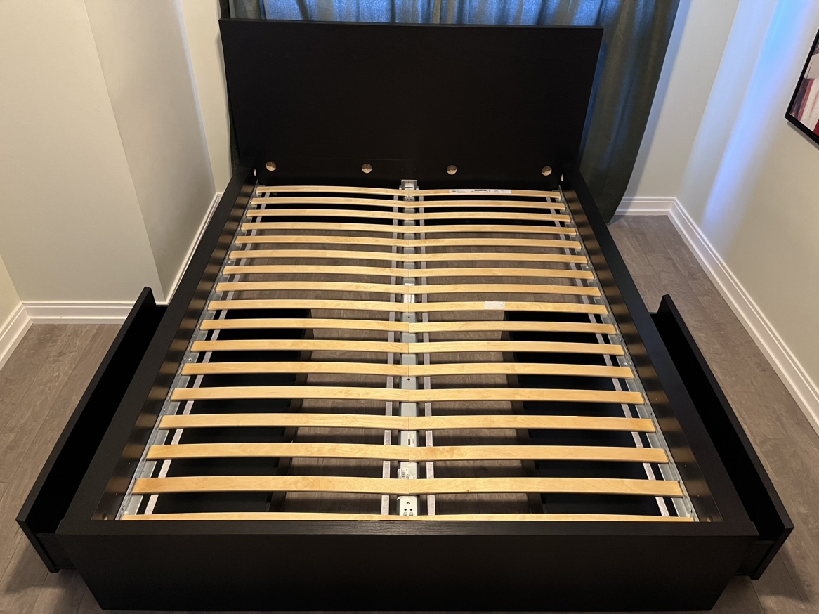 Bed & Under bed storage