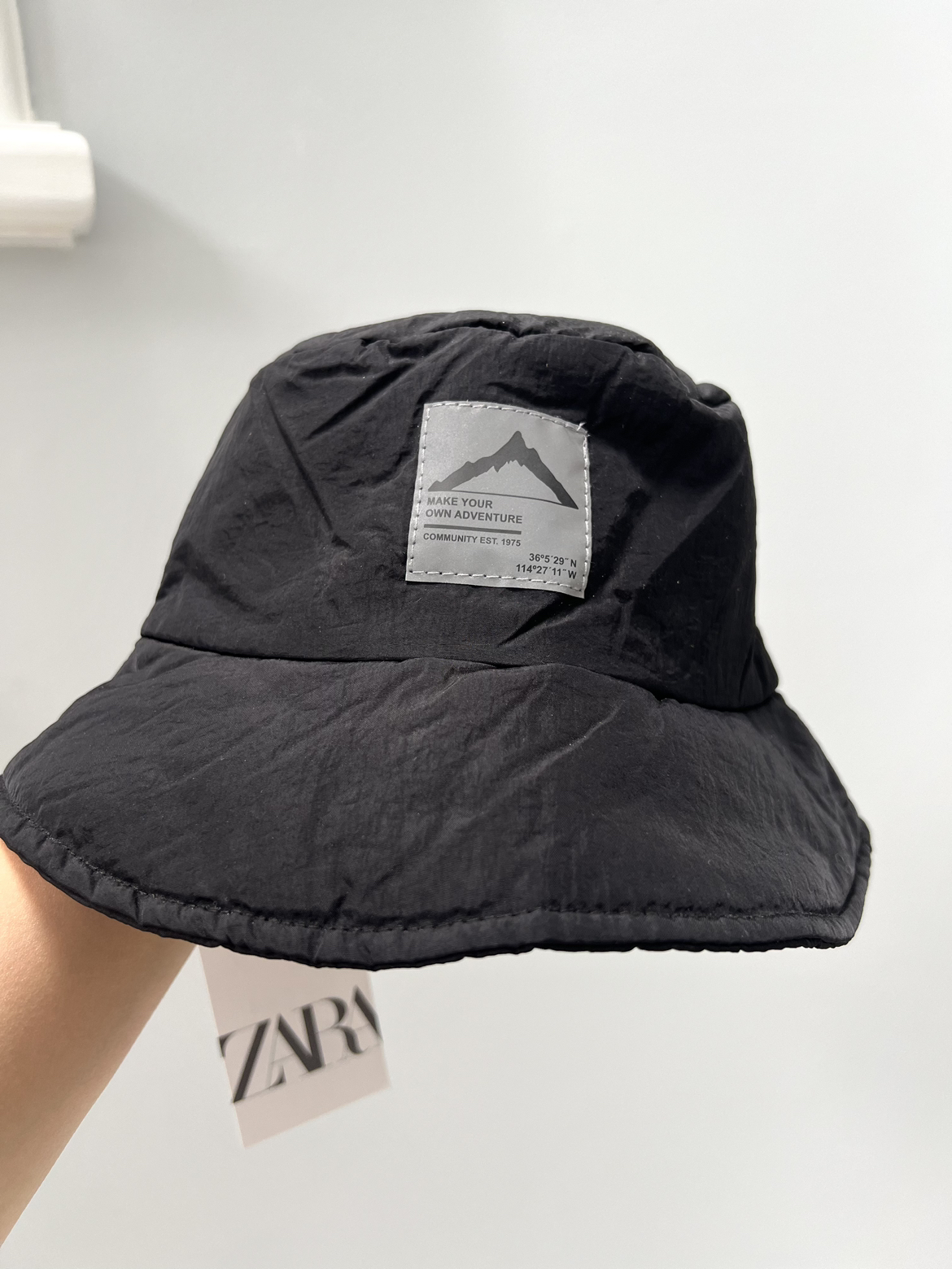 NEW ZARA Bucket Hat