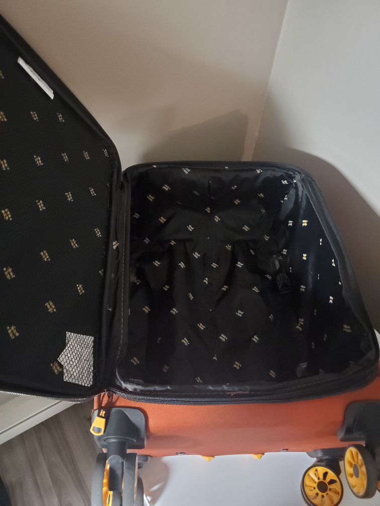 Carry on luggage - photo 2