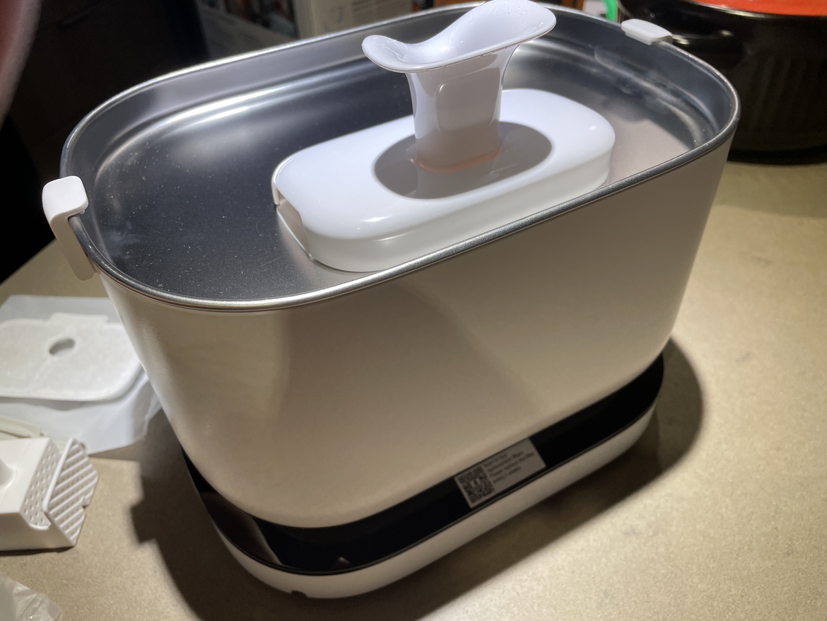 PETLIBRO dockstream battery-operated water fountain image indicator(4)