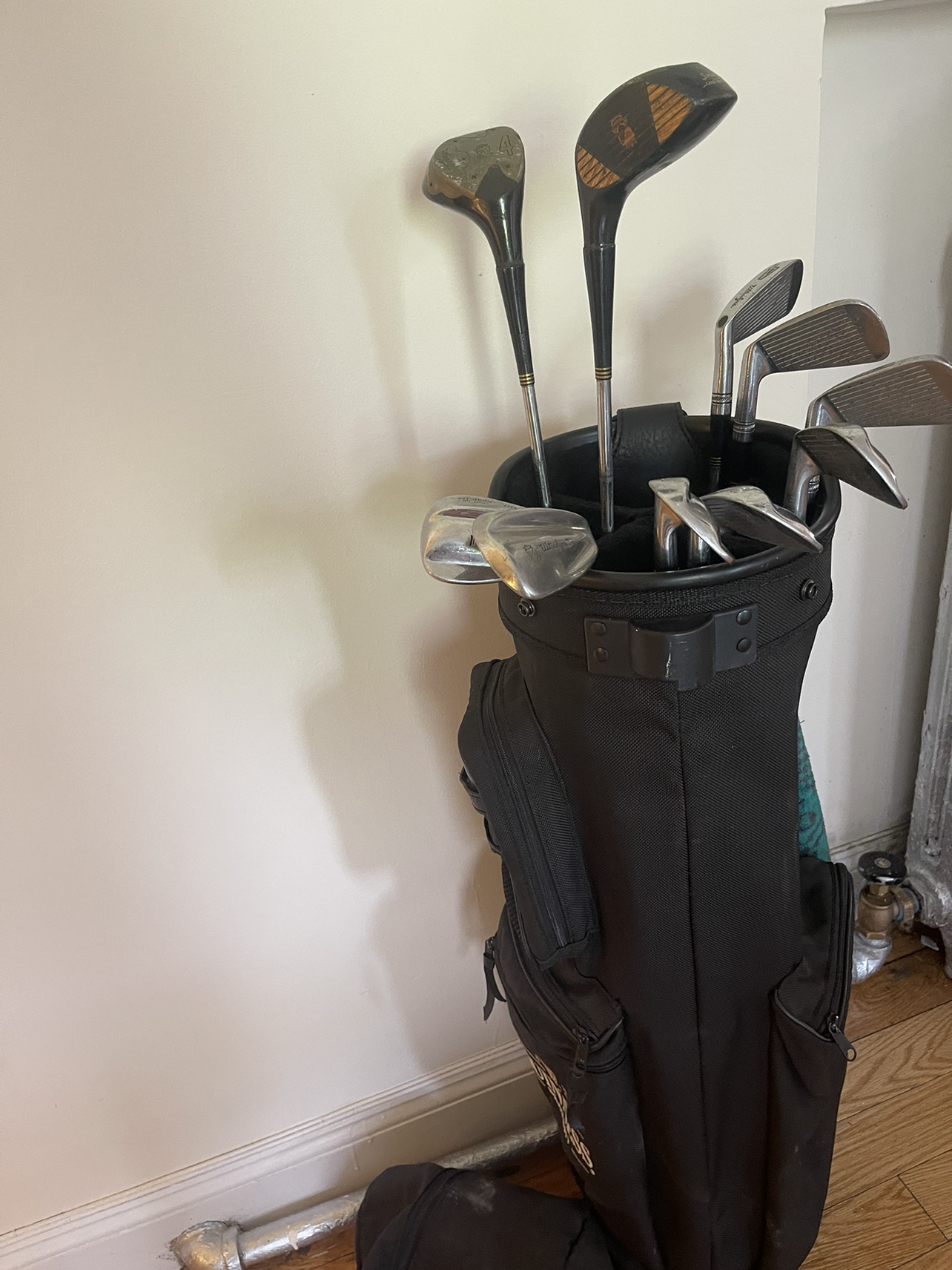Golf clubs image indicator(2)