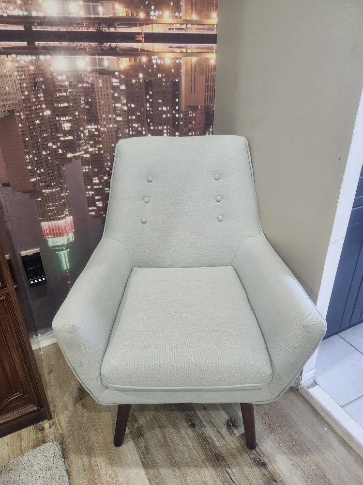 Corner Chair thumbnail