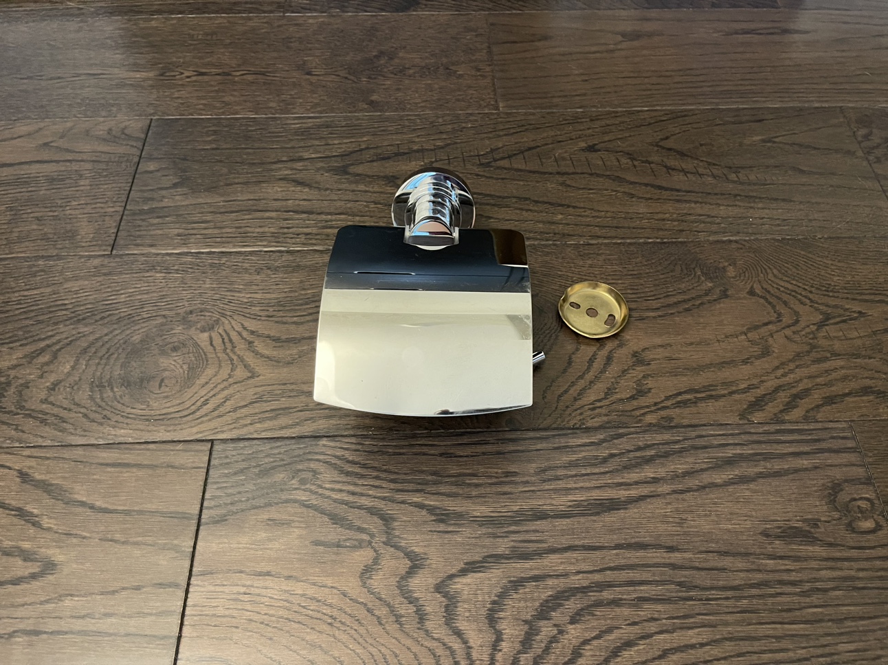 Toilet paper holder