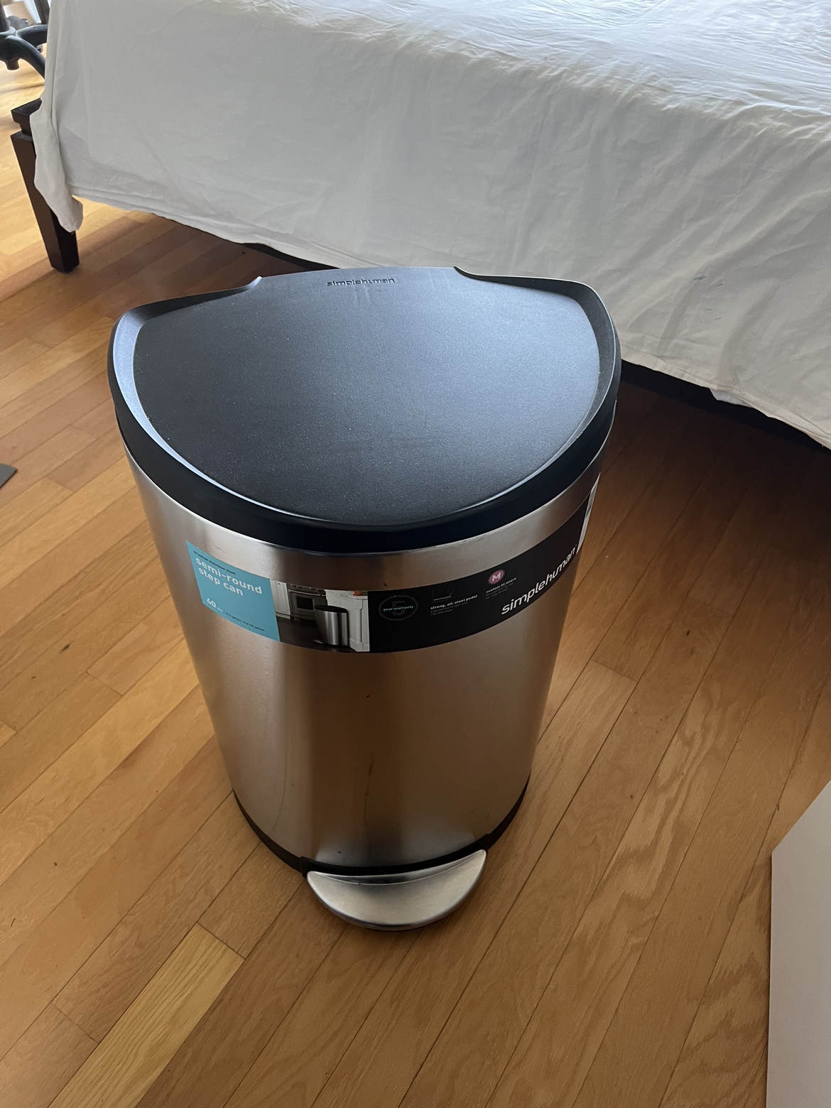 Simple Human trash bin (Moving Sale) thumbnail