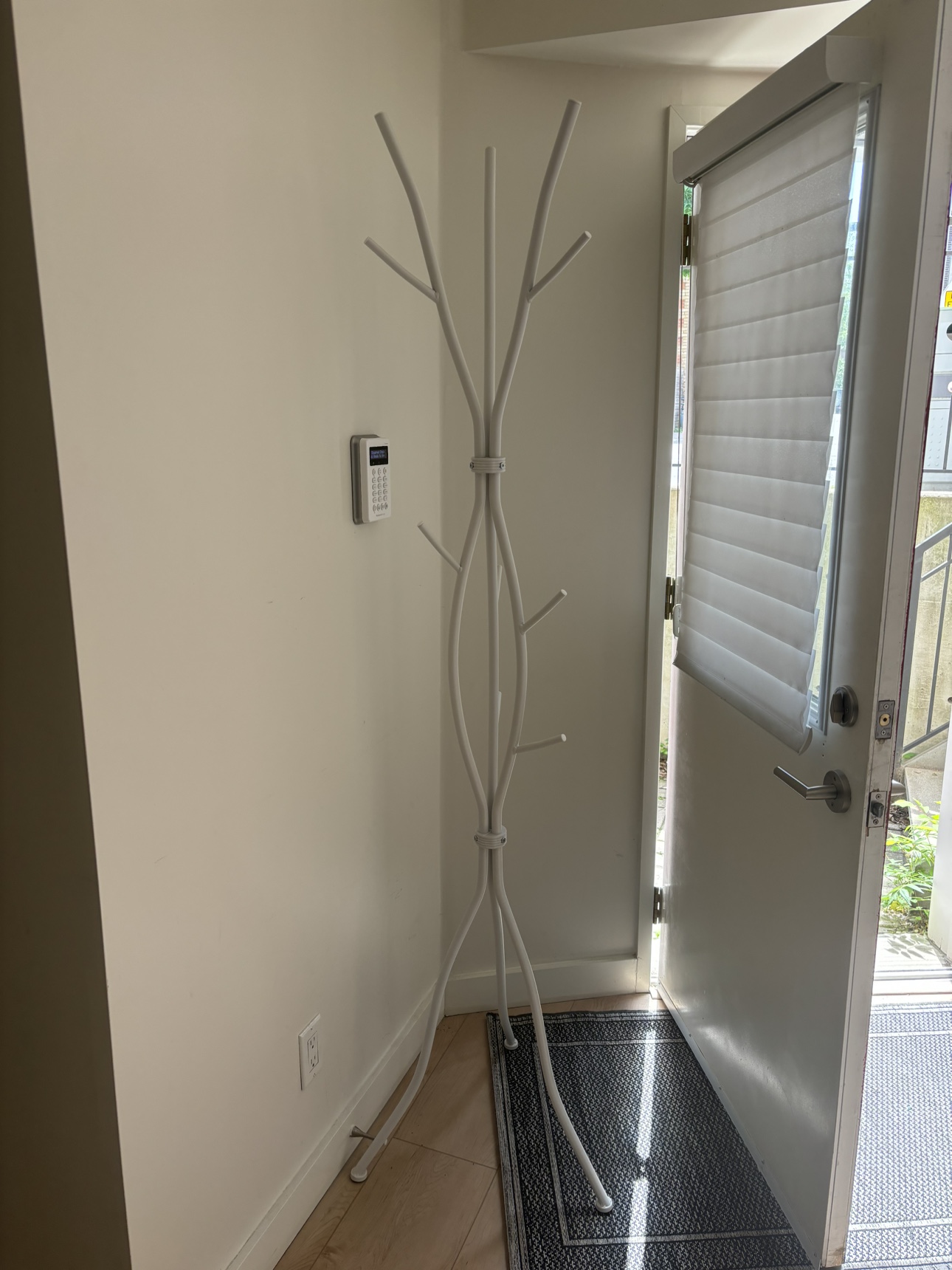 Coat stand