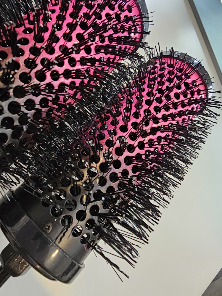 Pro Blo Ceramic Barrel Brush Set image indicator(3)