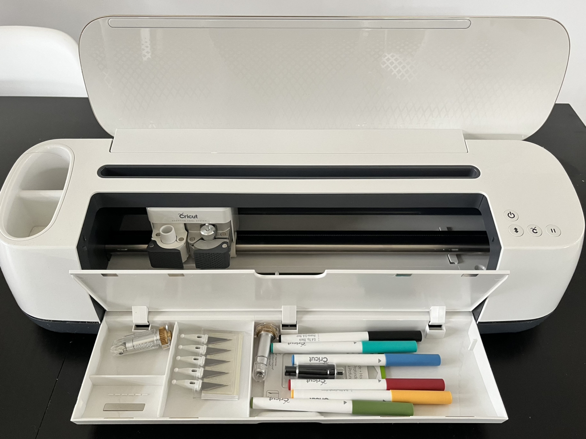Cricut Maker + Accessories - photo 2