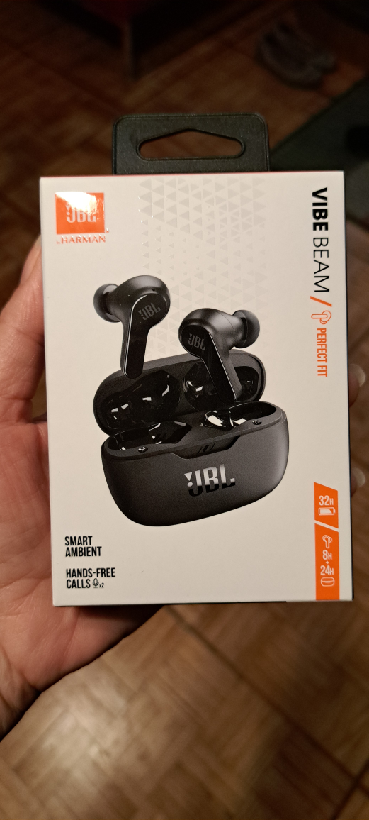 Ear Buds New in box thumbnail