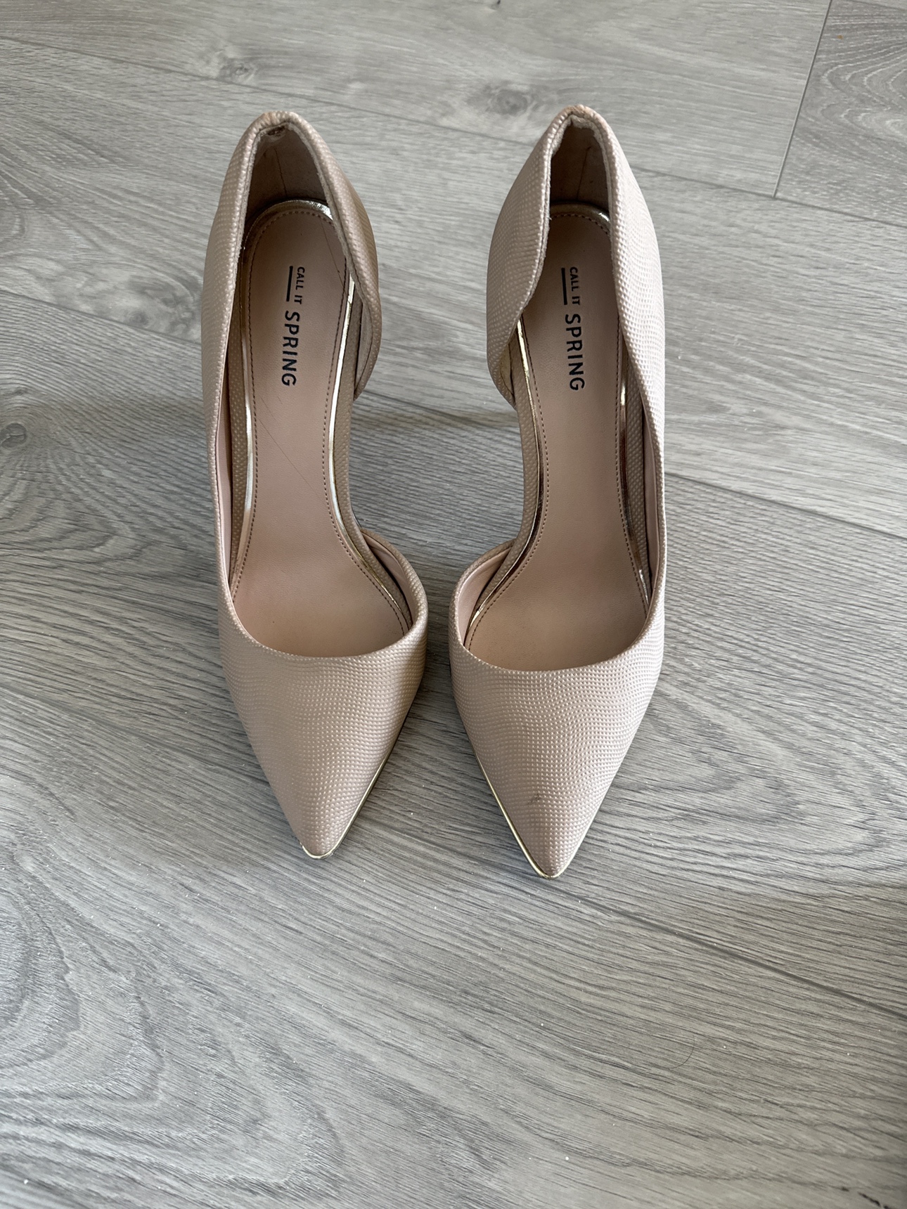 High heels thumbnail