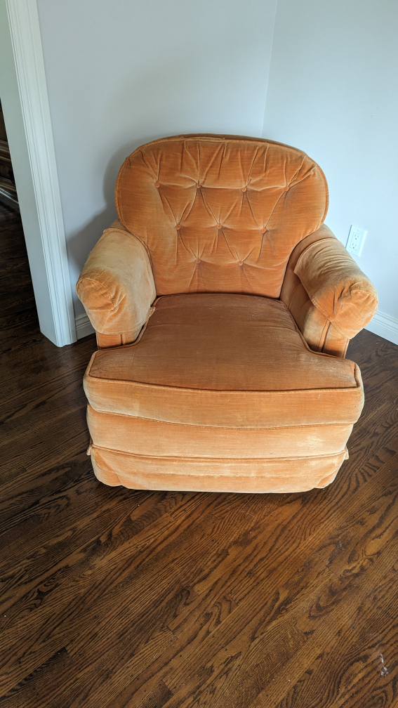 free furniture - photo 3