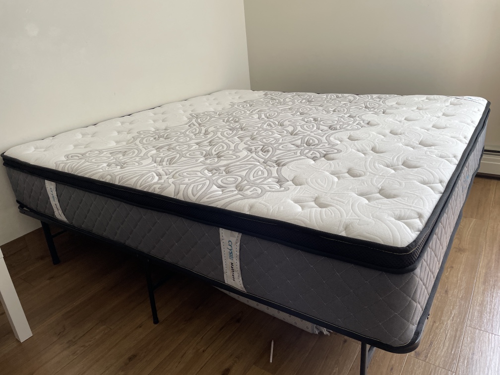 Crystli King size 12 inch mattress/ memory foam/ hybrid - photo 5