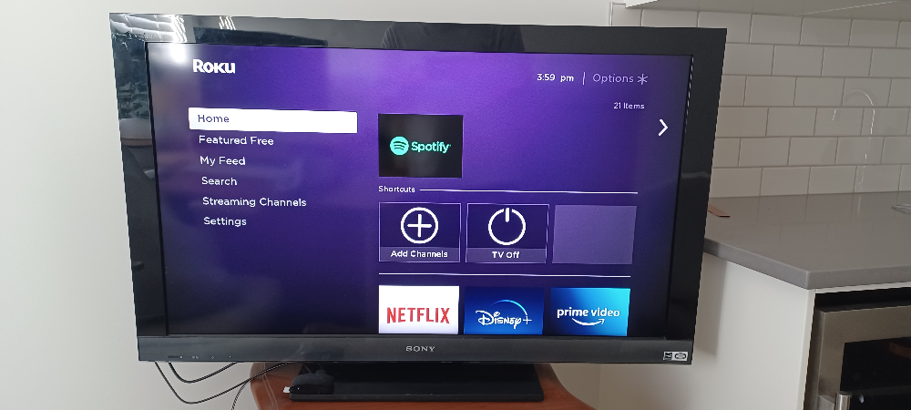 Sony TV with ROKU and remote - photo 2