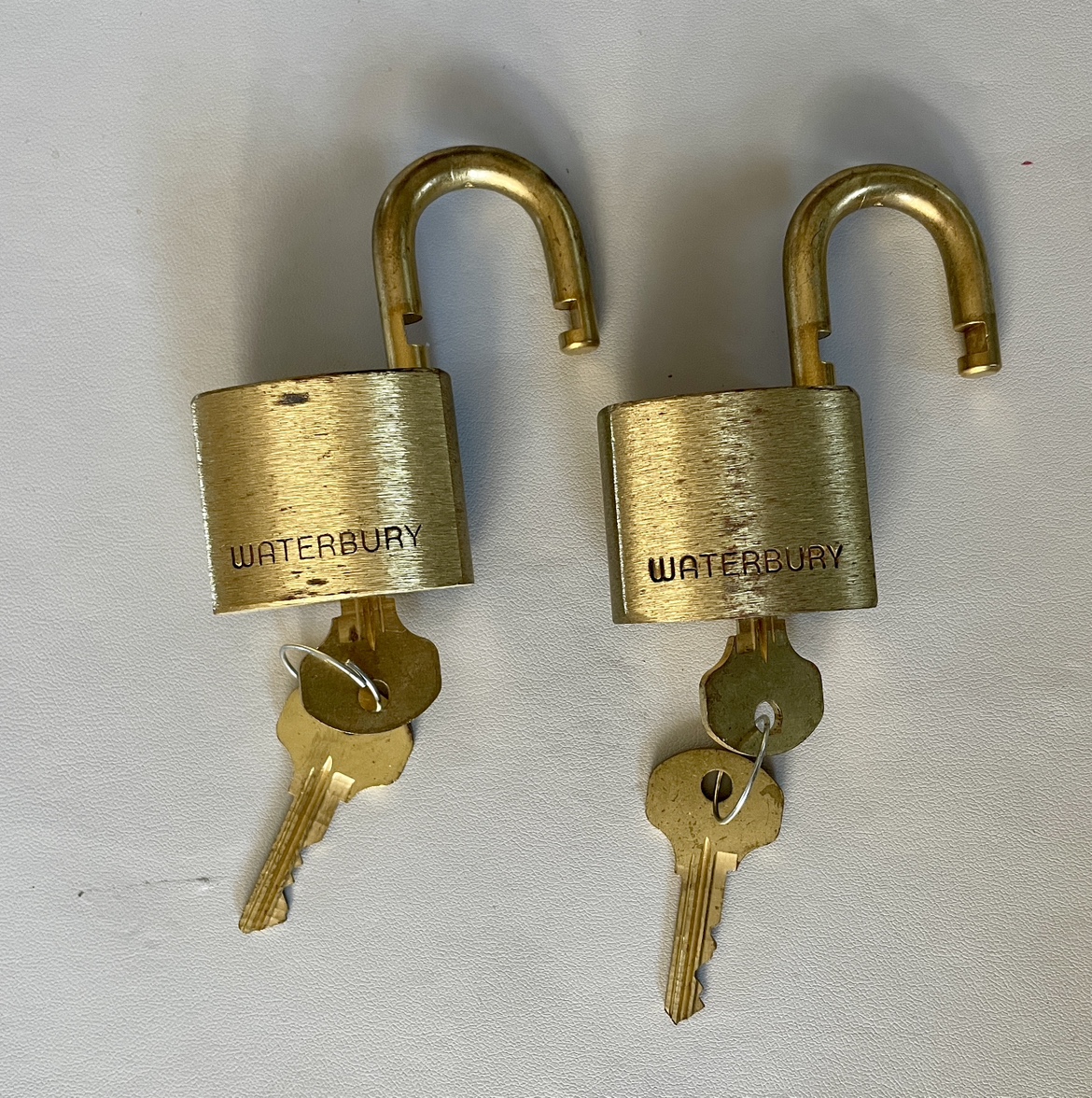Pair of WATERBURY Vintage US Military Locks with Original keys image indicator(2)