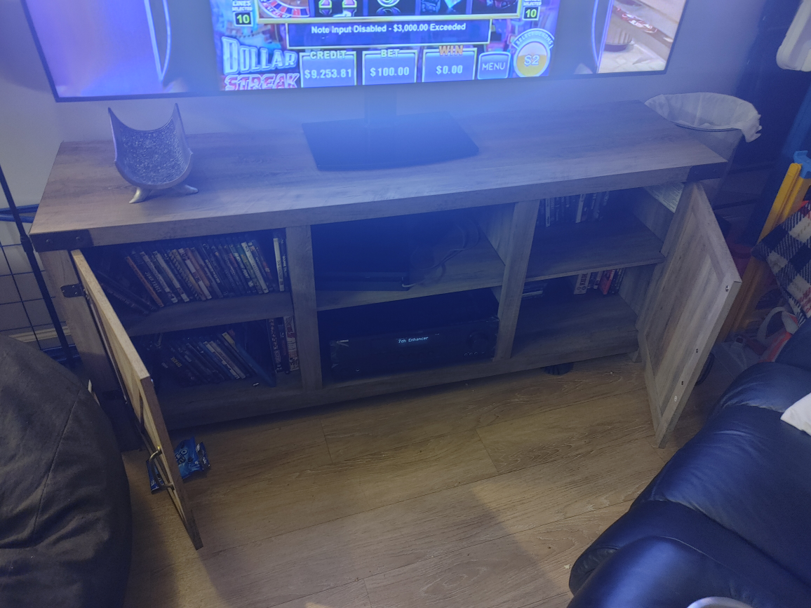 TV Stand - photo 2