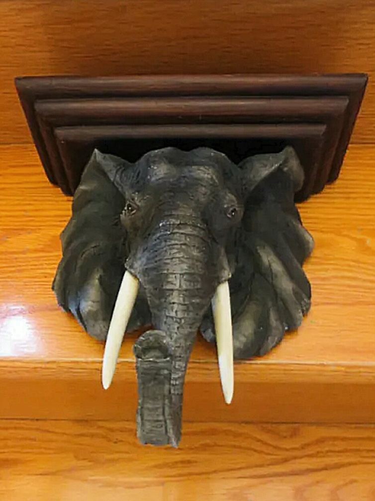 New Elephant Head Wall Decor thumbnail