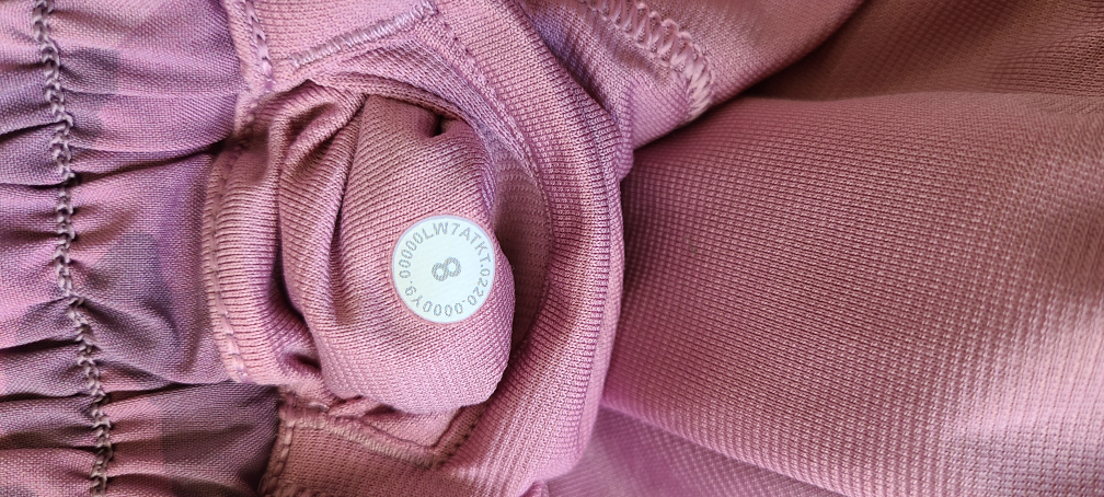 Lululemon Hotty Hot 4" shorts pink incognito size 8 - photo 5