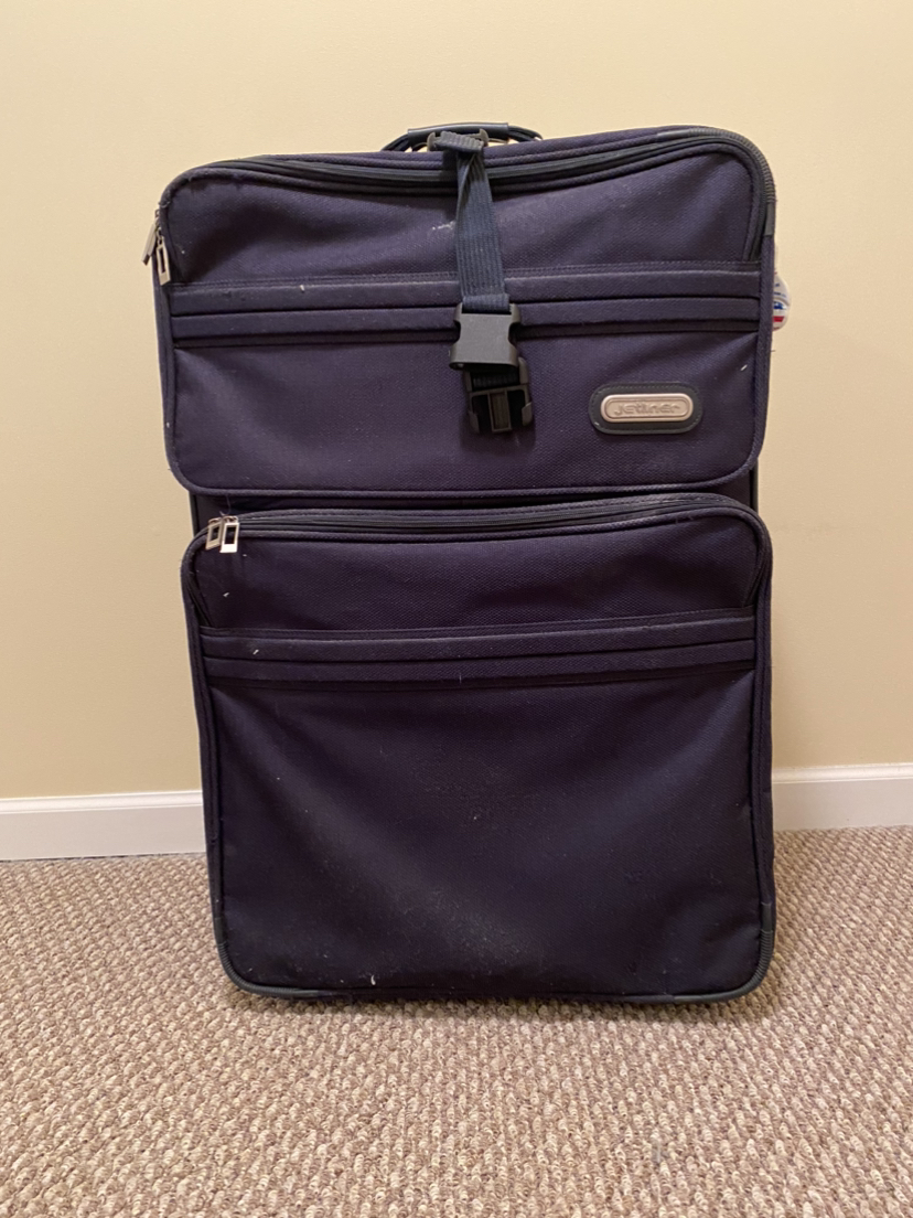 🧡 Jetliner set of luggage #freecycle thumbnail