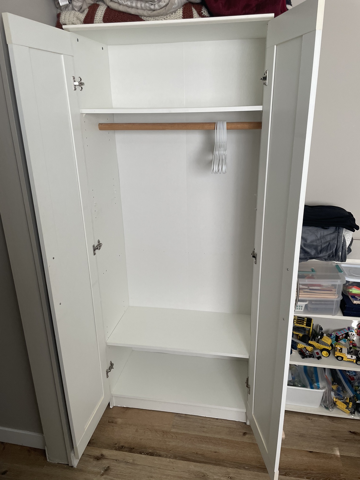 White wardrobe - photo 2