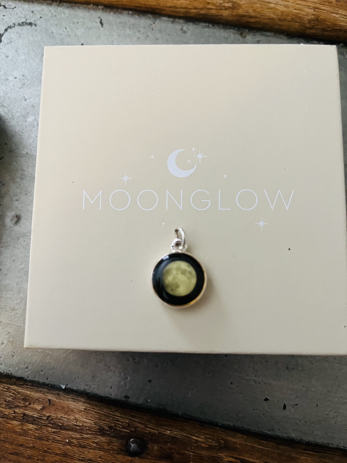 Moon pendant