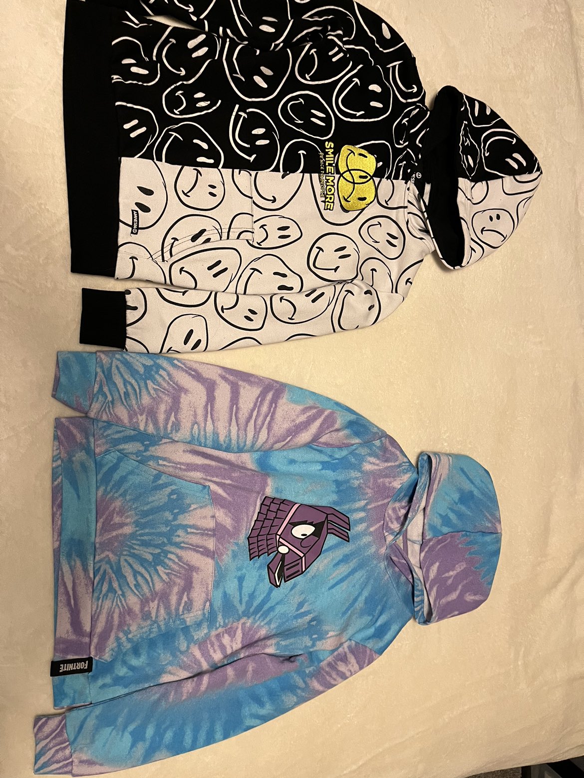 Hoodies/sweaters for kids thumbnail