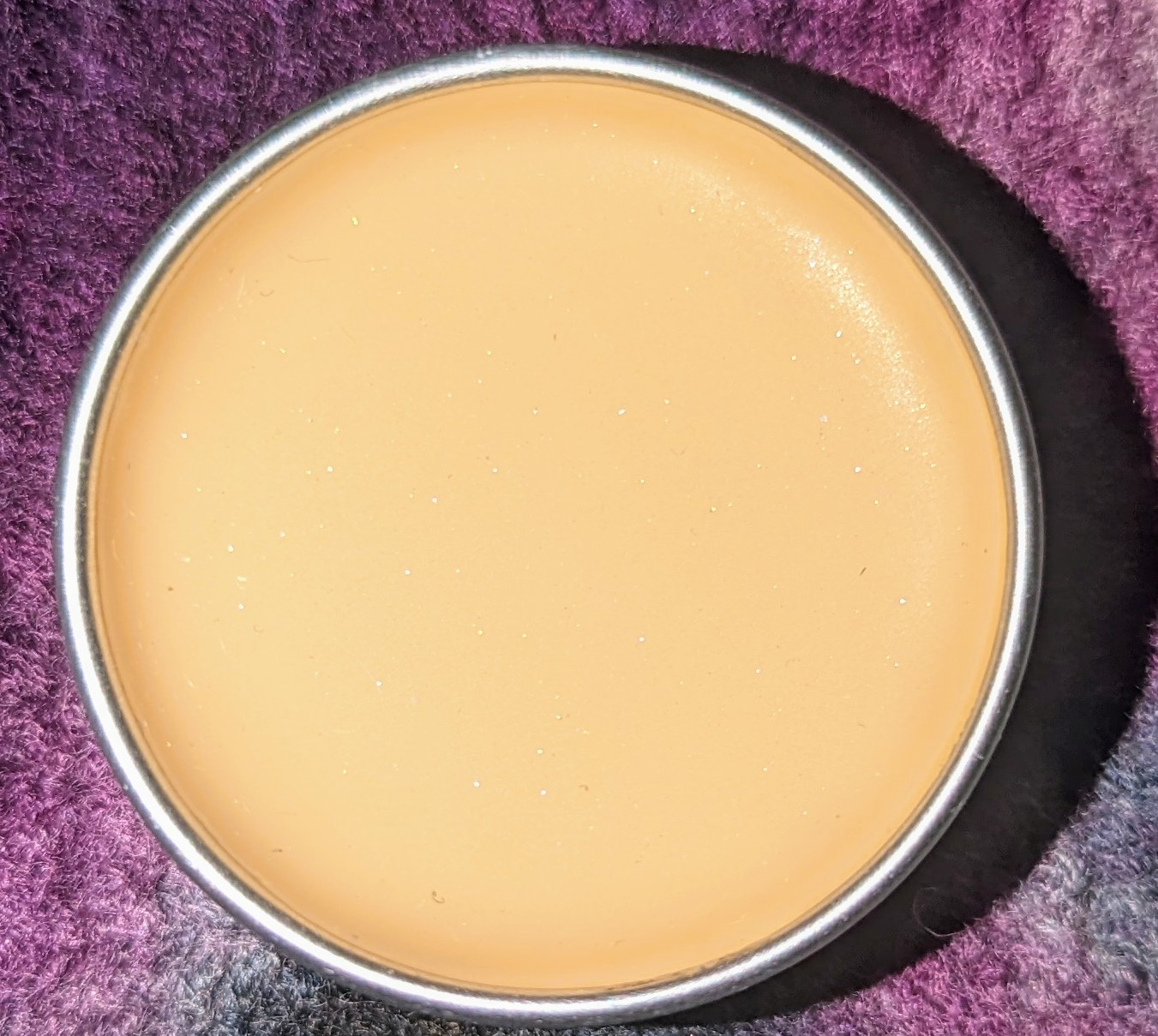 Lush lip balm 🧡 image indicator(2)