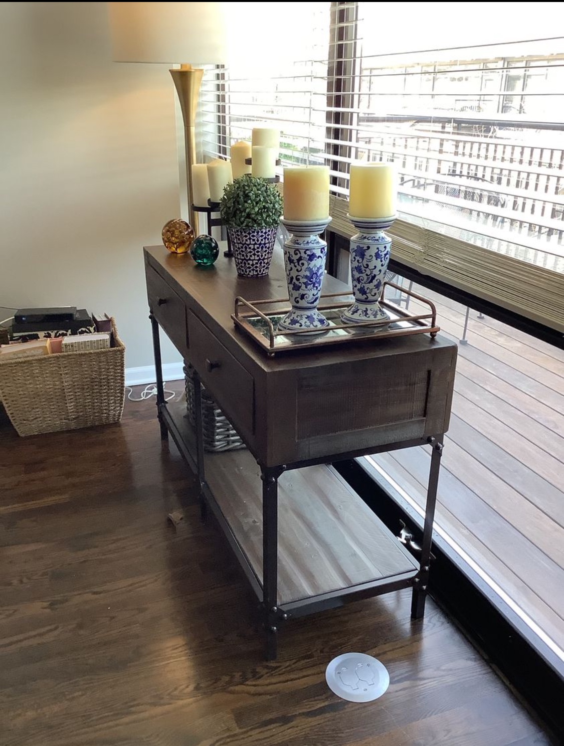Console Table - photo 4