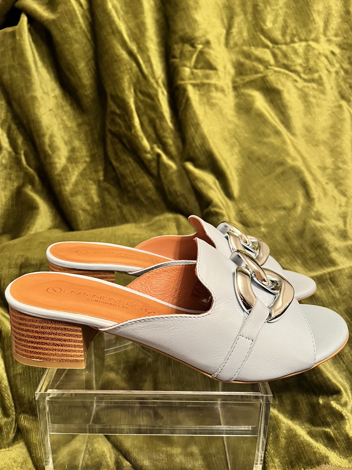 Elegant summer sandals image indicator(5)