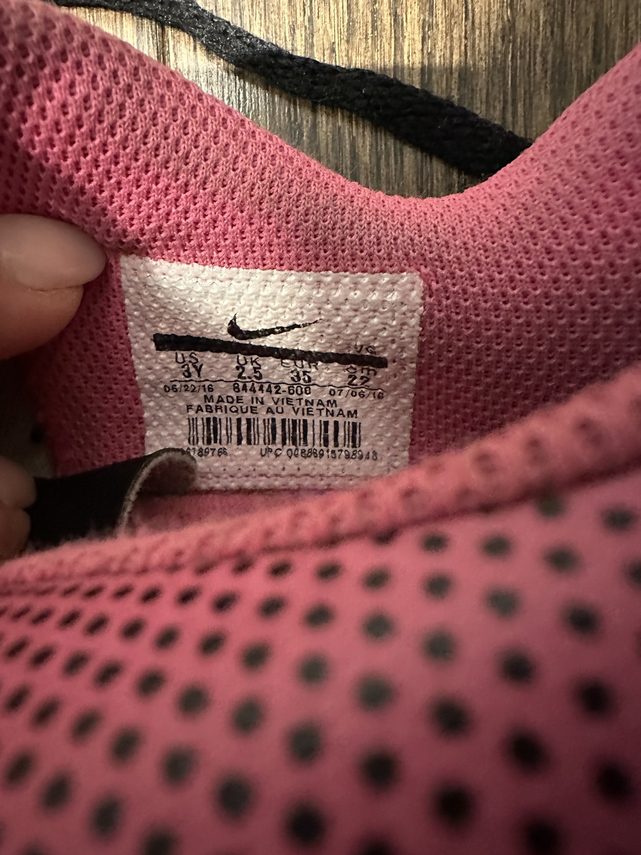 Soccer cleats s. 3 image indicator(3)