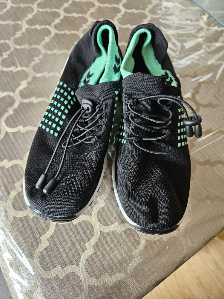 runners size 8 thumbnail