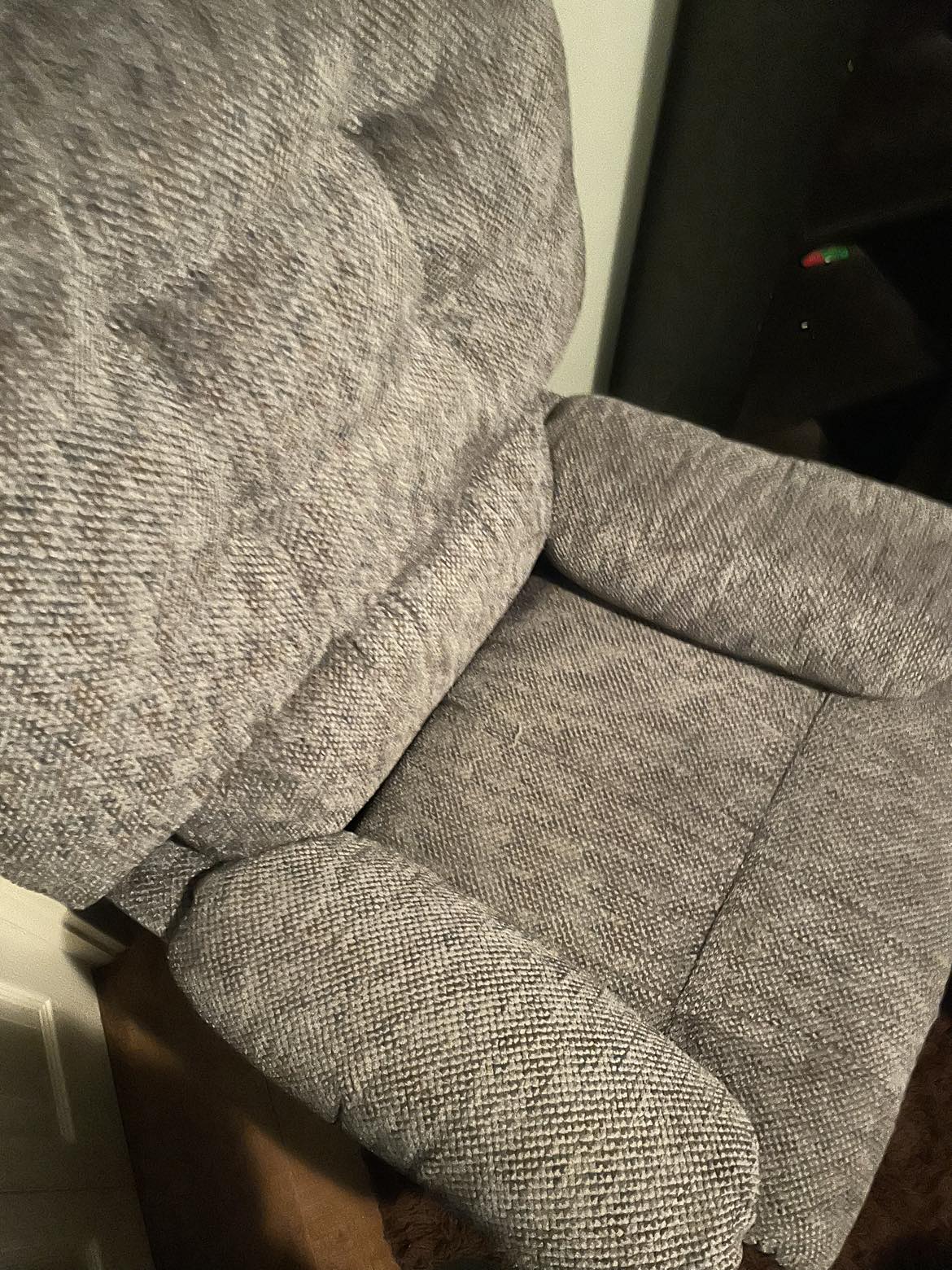 2 recliners 50.00 each - photo 2