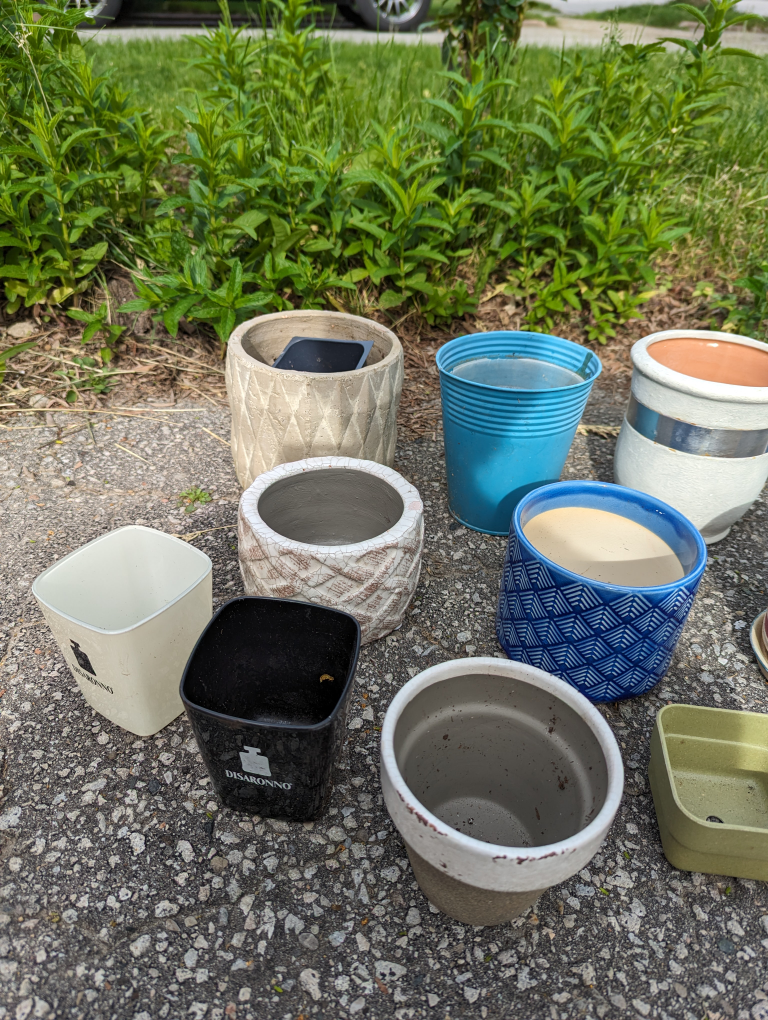 plant pots image indicator(5)