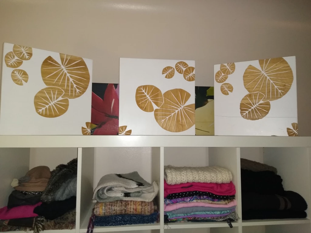 🥕Silver Room Divider with gold bamboo inlay image indicator(3)