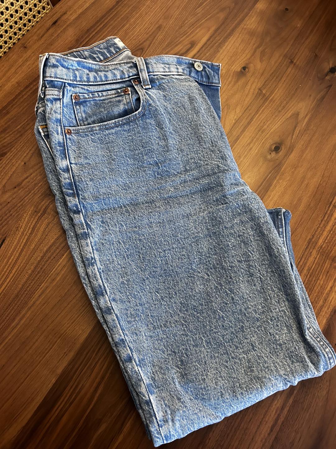 Abercrombie & Fitch High Rise Jeans thumbnail