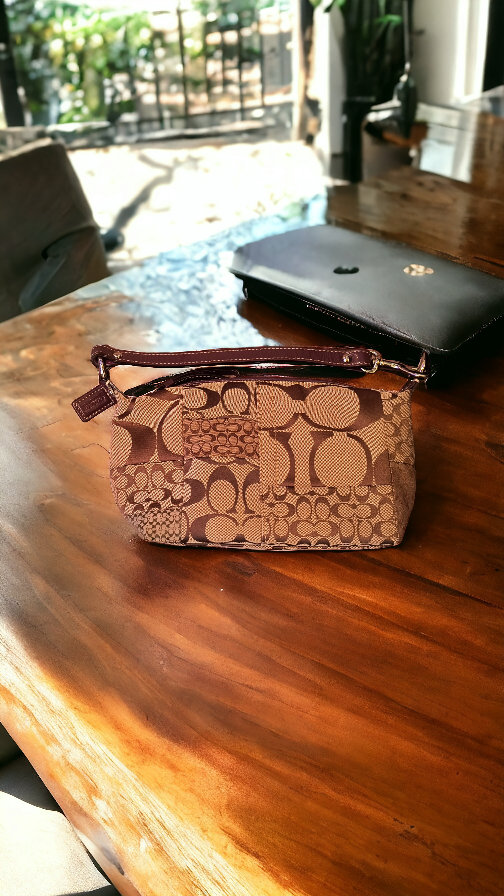Ladies Coach Signature Brown Handbag thumbnail
