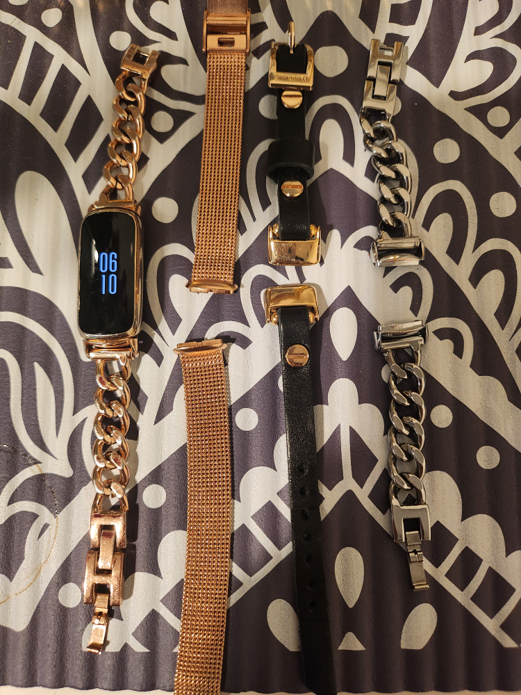 Fitbit Luxe with Beautiful Stylish Straps thumbnail