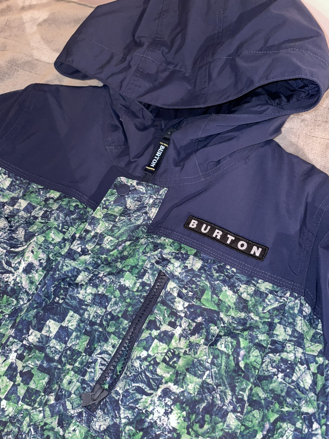 Burton snowboarding/ski jacket