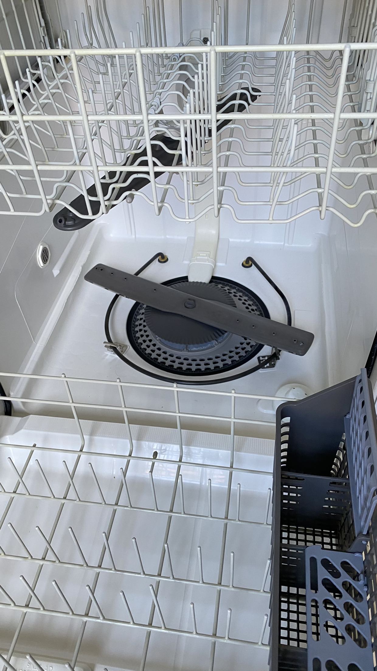 Maytag Portable Dishwasher - photo 5