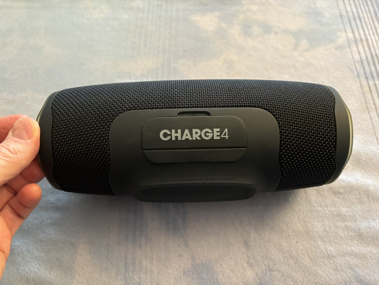 JBL Charge 4 - Portable Bluetooth Speaker image indicator(4)