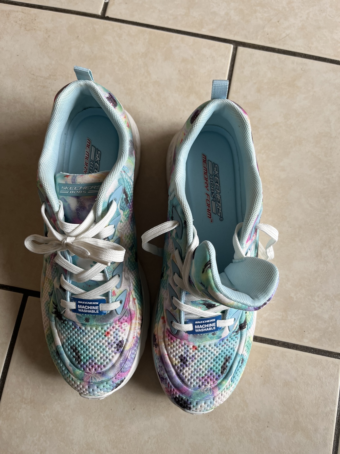 Sketchers running shoes