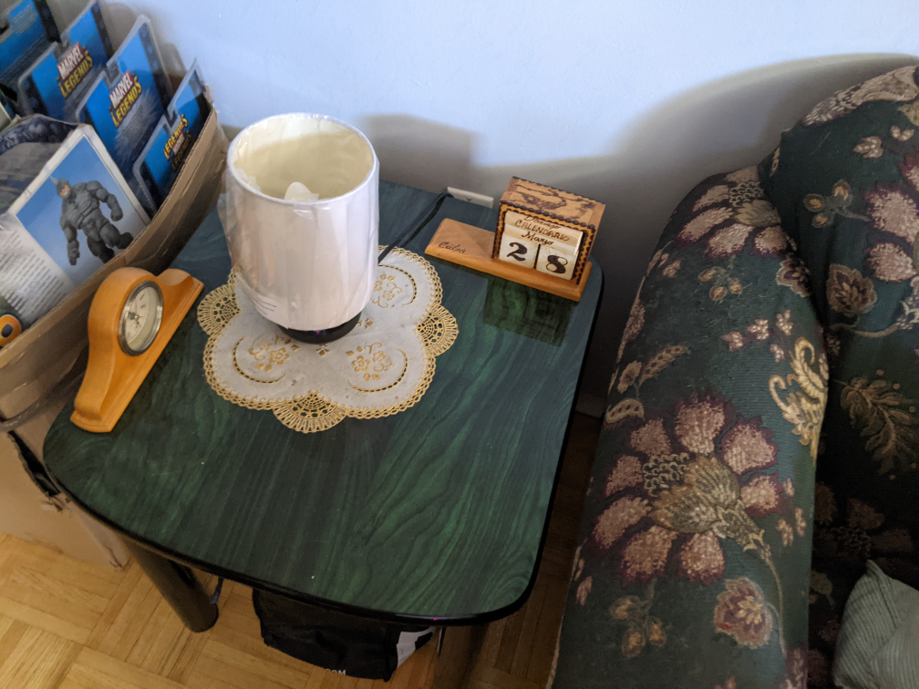 Coffee Table & Side Tables (Moving Sale!!!) image indicator(5)