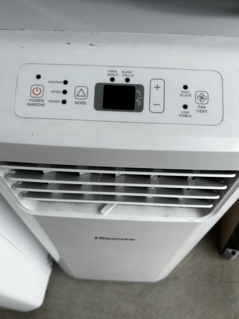 Hisense - 3 in 1 Portable  AC unit - photo 2