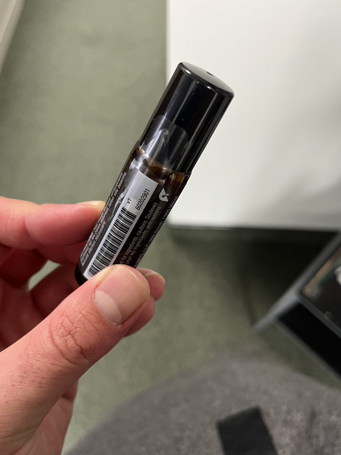 dōTERRA Rose Essential Oil (Roller) image indicator(3)