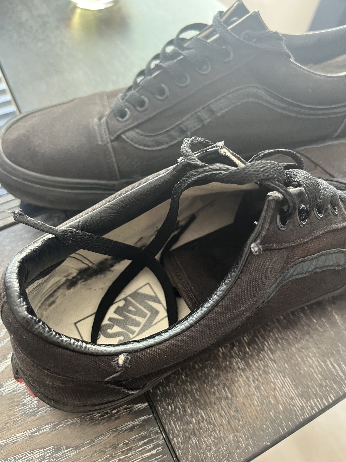 Give black Vans shoes - photo 5