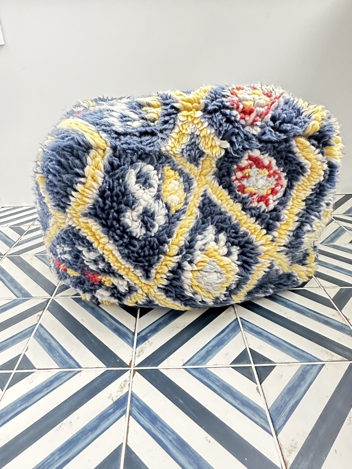 Fluffy Hassock