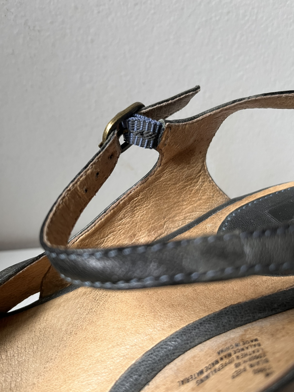 Frye wedges size 8 image indicator(7)